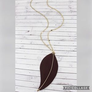 Brand New Black Faux Leather Leaf Pendant Necklace